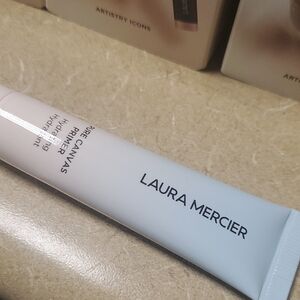 Laura Mercier Pure Canvas Hydrating Primer - White